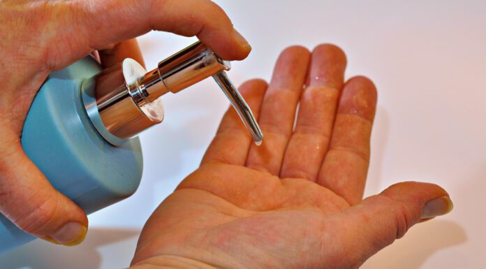 Znaczenie higieny dłoni: Jak unikać chorób? Znaczenie higieny dłoni: Jak unikać chorób?