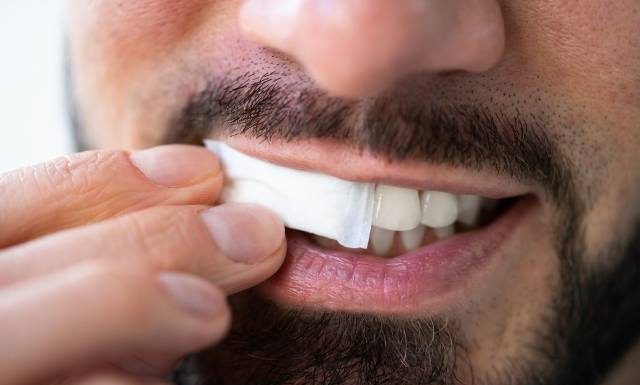 Tego uzależnienia tak łatwo się nie zauważy. Młodzież ćpa to obok e-papierosów. Używka jest bardziej szkodliwa, niż może się wydawać