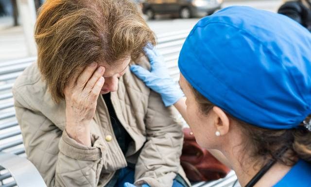 Bierzesz leki? Wypełnij listę od PTK i noś przy sobie. Zaznacz też alergie. W nagłych przypadkach nie ma czasu na szukanie informacji