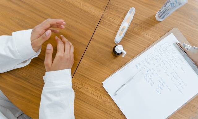 Takie są dodatkowe opłaty w szpitalach. Oto na jakie wydatki musisz być gotowy w szpitalu. Zapłacimy nie tylko za telewizor