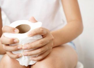 Co zrobić, aby wywołać kał? Poznaj 10 sposobów na szybkie zrobienie kupy. Dzięki nim ułatwisz sobie wypróżnianie