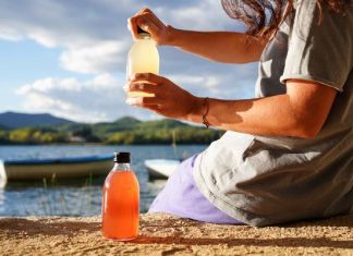 Kombucha na odchudzanie i szczupłą sylwetkę. Ten słodki napój to uderzenie w tłuszcz! Zobacz, jak działa na metabolizm i trójglicerydy