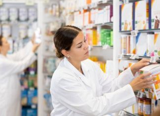 Miała być blokada recept rocznych. Zmiany przesunięto o miesiąc. Wciąż możesz wykupić leki, zanim recepty stracą swoją ważność