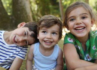 #EldestDaughterSyndrome, czyli czym jest syndrom najstarszej córki. Sprawdź objawy i dowiedz się, czy dotyczy także ciebie