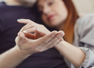 Łagodzi stres i ból, zmniejsza objawy depresji. Ten „lek” masz w zasięgu ręki. Nic nie kosztuje, a skutecznie leczy