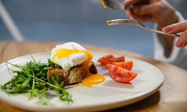 Co jeść rano? 7 najlepszych produktów, z których zrobisz zdrowe i pyszne śniadanie przed treningiem i nie tylko