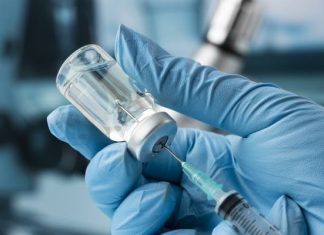 Jedna szczepionka na wszystkie typy wirusa? Koniec pogoni za nowymi wariantami. Nowe szczepionki mają być uniwersalne