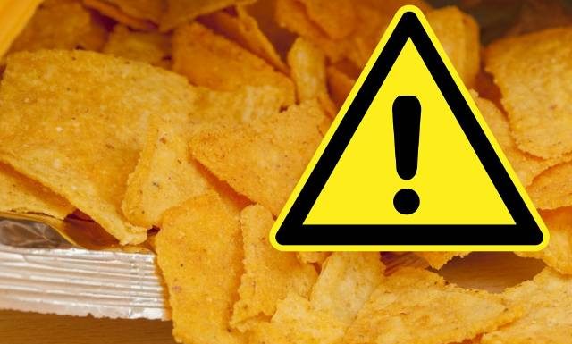 Wycofane chipsy popularnej marki. GIS ostrzega, mogą zaszkodzić! Ta przekąska ma ważność aż do czerwca, na pewno nie masz jej w domu?