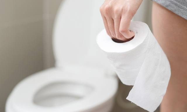 Zjesz je i będziesz pędzić do toalety… Po jakich produktach jest biegunka?