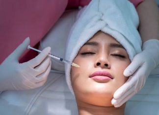 Wygładzanie zmarszczek skończyło się śmiertelną chorobą. Zostały zakażone HIV podczas liftingu. To pierwszy taki przypadek