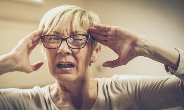 Zabójczy ból głowy. Ten rodzaj ponad czterokrotnie częściej prowadzi do prób samobójczych