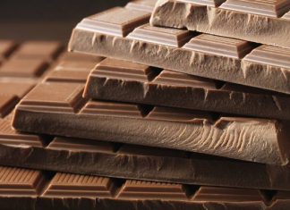 Uważaj na tę czekoladę! Może być niebezpieczna dla alergików! Producent wycofuje czekoladę ze sprzedaży