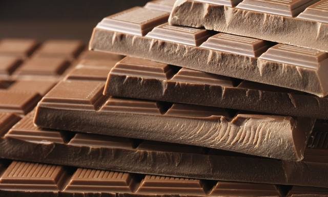 Uważaj na tę czekoladę! Może być niebezpieczna dla alergików! Producent wycofuje czekoladę ze sprzedaży