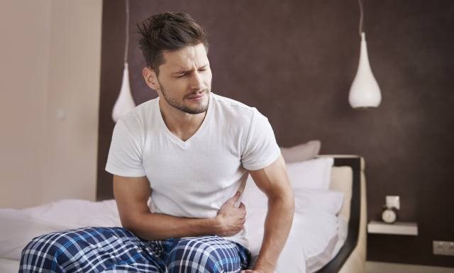 Robisz to przez większość dnia? Prowadzi do stłuszczenia i marskości wątroby. Uszkodzenie narządu da się odwrócić. Liczy się każda minuta