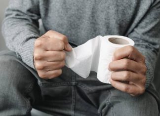 Nie możesz zrobić kupy? Wypróbuj 9 tanich i łatwo dostępnych produktów, które ci to ułatwią. Poznaj proste jedzenie na wypróżnienie