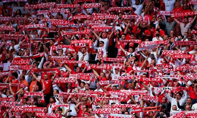 Planujesz zobaczyć mecz piłki nożnej na żywo? Sprawdź, czy EKUZ wystarczy na Euro 2024 i jakie wydatki pokryje