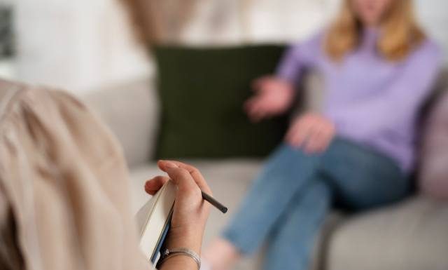 Nie ma rejestru, nie można złożyć skargi. Czy twój psycholog faktycznie nim jest? Ekspertka odpowiada