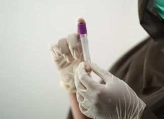 Naukowiec tworzy w laboratorium męskie genitalia. Czy to oznacza, że mężczyźni staną się niepotrzebni?