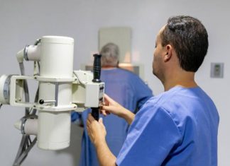 Przyczyna raka? U 90 proc. osób jest ta sama. W przypadku tego nowotworu skutki ciągną się latami