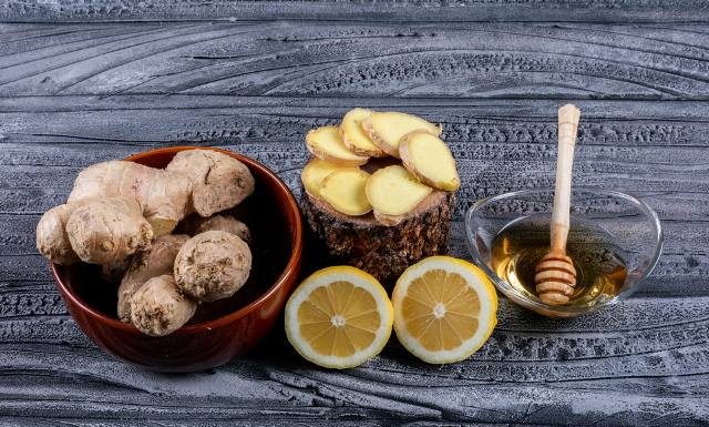 Tylko 3 składniki i masz gotowy domowy syrop na przeziębienie. Nie tylko dla dziecka! To babciny sposób na odporność i walkę z wirusami