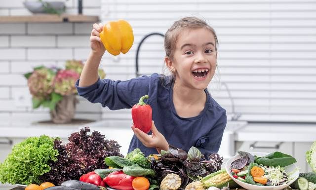 Co na odporność u dziecka? Poznaj 5 prostych kroków, które pomagają chronić je przed infekcjami i działają przez cały rok