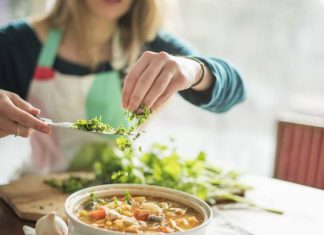 Jedz więcej, by chudnąć więcej. Tak działa dieta wolumetryczna. Na niej stracisz kilogramy bez wilczego głodu ani liczenia kalorii