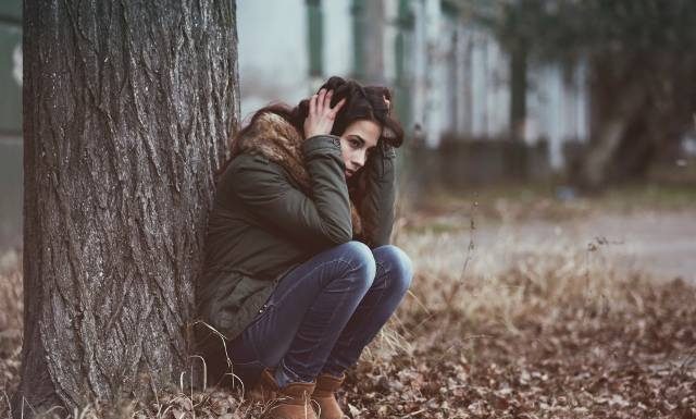 Jesień nie musi oznaczać chandry. Zobacz, jak walczyć z sezonowym przygnębieniem i spadkiem energii. Wypróbuj skuteczne sposoby