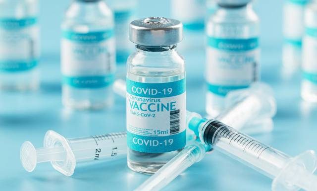 Nowe szczepionki na COVID-19 już są w Polsce. Od dziś dostaniesz skierowanie na bezpłatne szczepienie. Sprawdź, gdzie się zaszczepić