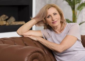 Kiedy będę mieć menopauzę? Sprawdź długość swojego cyklu miesiączkowego. U niektórych kobiet objawy klimakterium pojawią się wcześniej