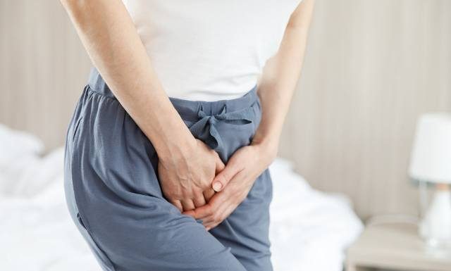 Nie ignoruj pieczenia i parcia na mocz. Gdy już pojawi się ból pleców, sprawa jest poważna. Zobacz, jak leczyć zapalenie pęcherza moczowego