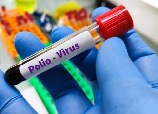 Wykryto rzadki i groźny wirus w Warszawie. Przed zmutowaną wersją wirusa polio ostrzega GIS. Tak można chronić się przed zakażeniem