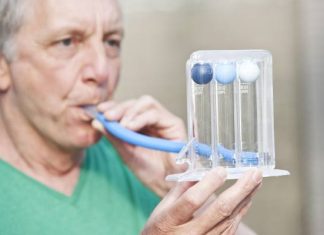Zaczął się okres zaostrzeń POChP. Są groźniejsze niż zawał! Trzeba je leczyć, ale połowa chorych nie idzie do lekarza. Pomoże im aplikacja