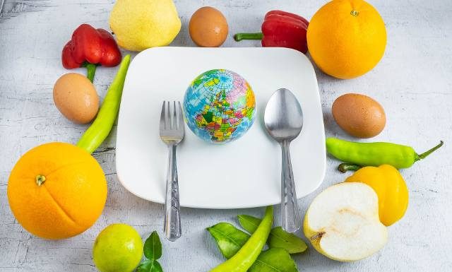 Tym, co wybierasz do jedzenia, możesz wspomóc środowisko. Dieta planetarana największe korzyści przynosi twojemu zdrowiu