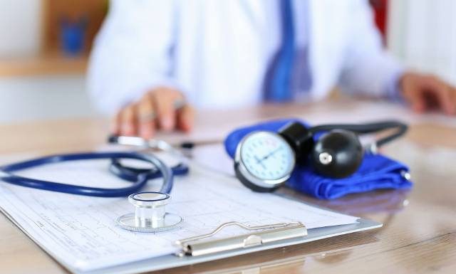 Wyprzedź chorobę i wykryj ją zanim się rozwinie. Większość z tych badań wystarczy zrobić raz w roku. Kiedy badać krew i mocz?