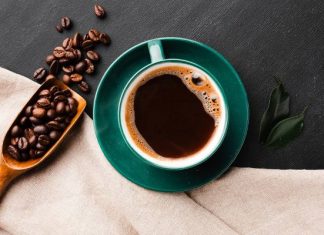 Zamiast do zupy wsyp szczyptę do kawy. Rozgrzewa i spala tłuszcz. Taki napój doda ci energii w zimowe dni. Wypróbuj prosty przepis