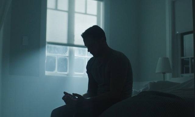 Masz kiepski nastrój? Sięgnij po telefon. Polska aplikacja MoodMon pomoże w leczeniu depresji i choroby afektywnej dwubiegunowej