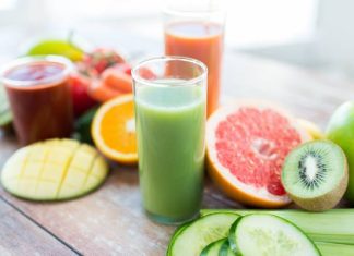 Na tej diecie schudniesz bez liczenia kalorii i gotowania. Wystarczą 3 dni. Krótki wiosenny detoks to zastrzyk energii i poczucie lekkości