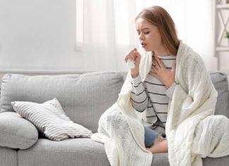 Kaszel możesz mieć nawet kilka miesięcy. To krztusiec czy grypa, a może przeziębienie? Objawy choroby mogą zmylić. Jak przebiega koklusz?