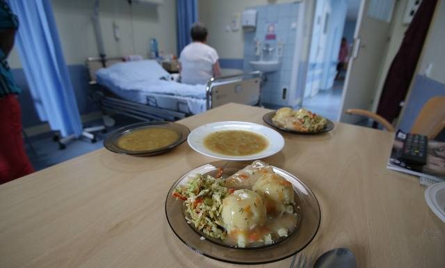 Jedzenie w szpitalach. Niesmaczne i mało? To już przeszłość. Takie posiłki serwują teraz pacjentom szpitale we Wrocławiu