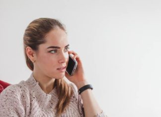 112 czy 999? Jaki jest numer na pogotowie ratunkowe? Zobacz, jak wezwać karetkę i ile trzeba czekać na przyjęcie zgłoszenia