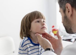 To jedna z najgroźniejszych chorób zakaźnych. Błonica atakuje szybko, a powikłania mogą prowadzić do śmierci. Jak można jej zapobiegać?