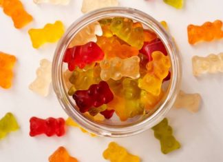 To najgorsze słodycze. Sam cukier i puste kalorie. To musisz wiedzieć zanim zjesz kolejnego żelka albo sięgniesz po witaminy do żucia