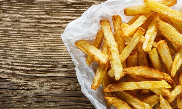 Czy frytki są zdrowe? Jak ograniczyć akrylamid i jeść je bez szkody dla zdrowia? Sprawdź fakty!