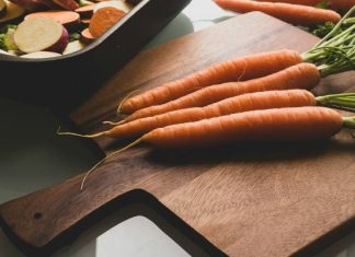 Czy marchewka podnosi cukier? Odpowiadamy, jaką wybierać przy insulinooporności i cukrzycy. Zobacz, jaka marchewka jest najlepsza na diecie