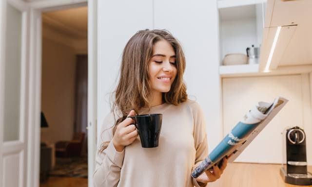 Co powinno się pić rano na czczo, żeby mieć energię i lepsze trawienie? Wypróbuj te napoje, a poprawisz trawienie i poczujesz się lekko