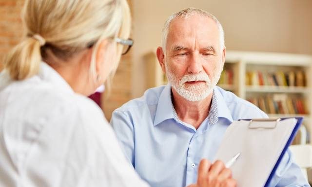 Jak przebiega andropauza u mężczyzn? Objawy, wiek występowania i możliwe wyzwania