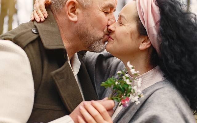 Nie tylko w Dniu Pocałunku. 7 powodów, by całować się codziennie