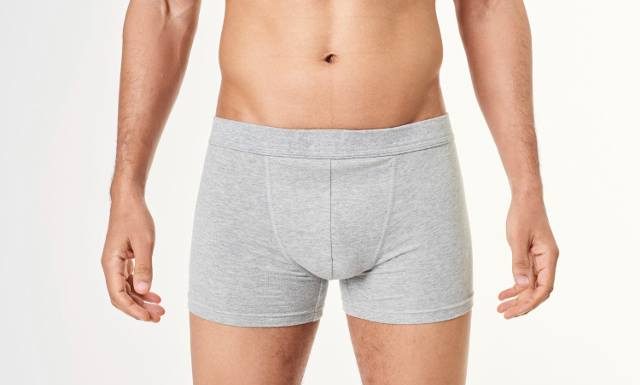 Jak prawidłowo wykonać samobadanie jąder? Prosta instrukcja dla mężczyzn