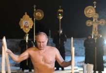 Chce dożyć 150 lat. Putin korzysta z nietuzinkowych kąpieli