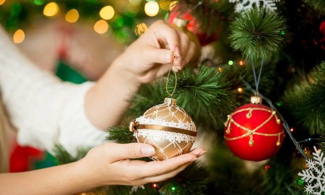Ubierz choinkę jak najwcześniej, to dobre dla psychiki! Naukowcy przekonują, że świąteczne dekoracje dają nam poczucie szczęścia